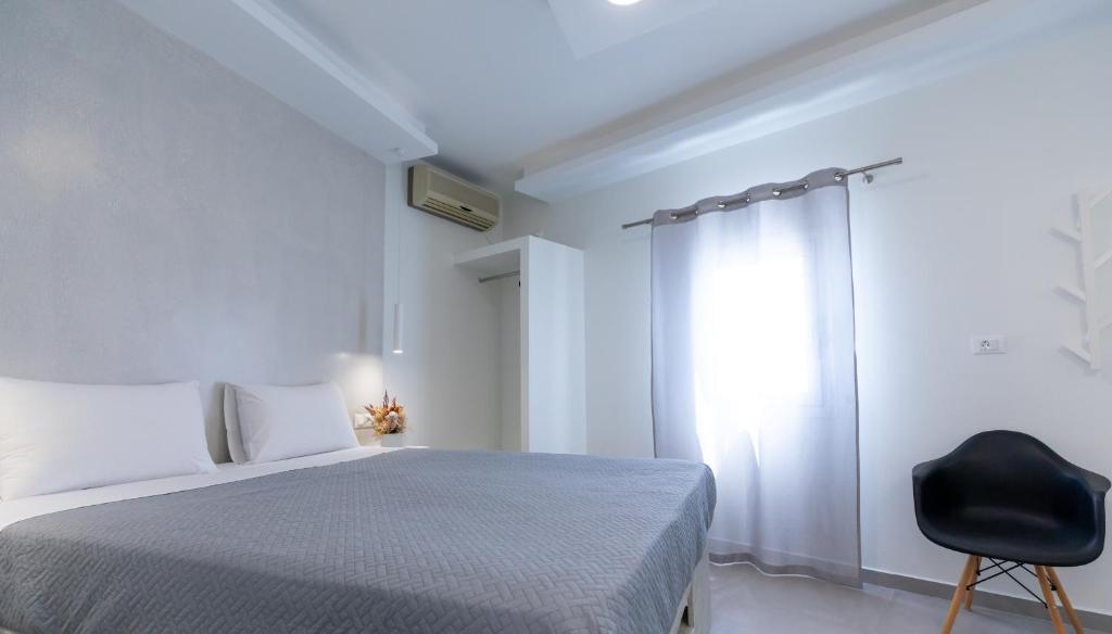 v&n villa santorini 1