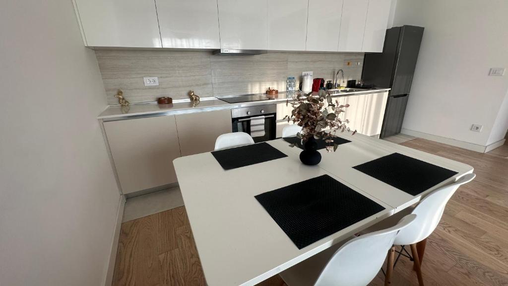 Eterna Premium Apartment 1 BDR 2