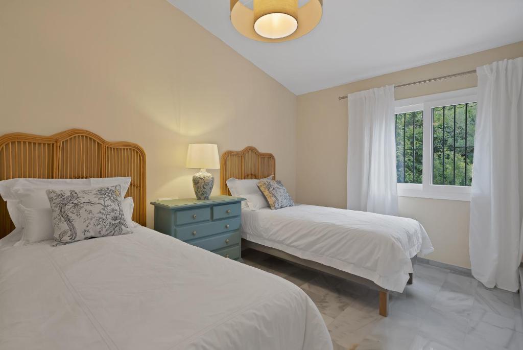 Townhouse in Heart of Calahonda 8