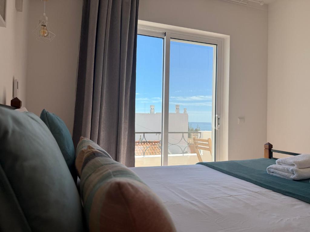 Henrique's Residense II - Sea View Terrace 3