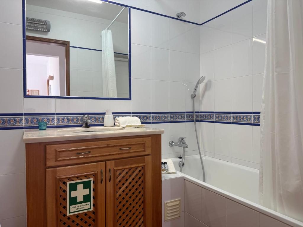 Henrique's Residense II - Sea View Terrace 4