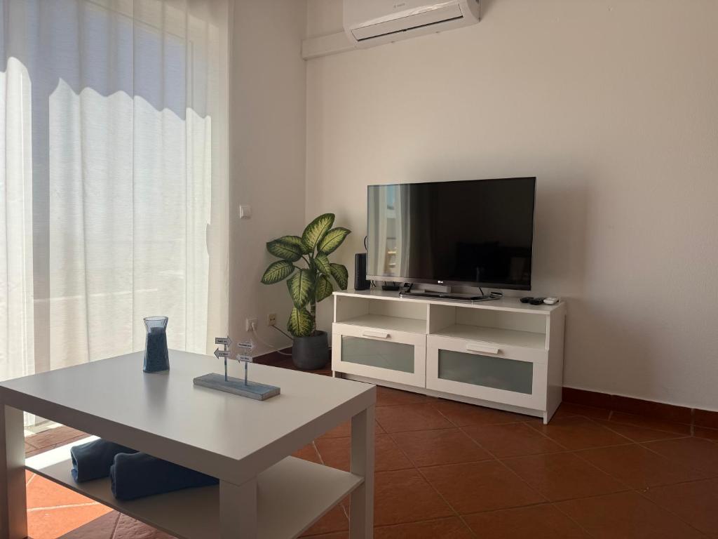Henrique's Residense II - Sea View Terrace 8