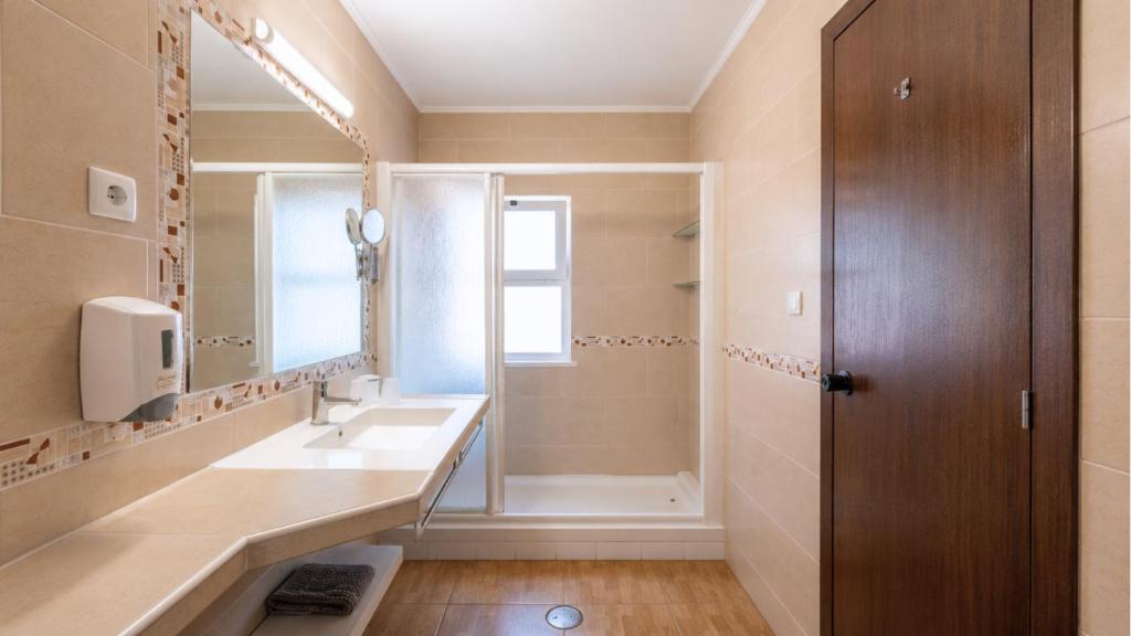 Tonel Apartments 5