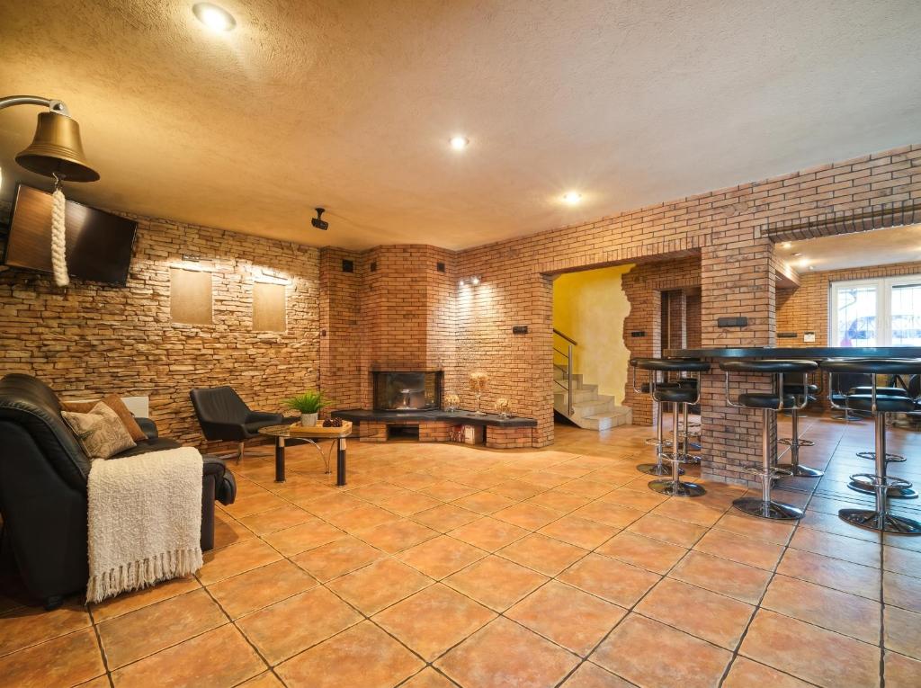 Urban Spa House Jacuzzi, Sauna, Taras & Grill ! No Parties 7