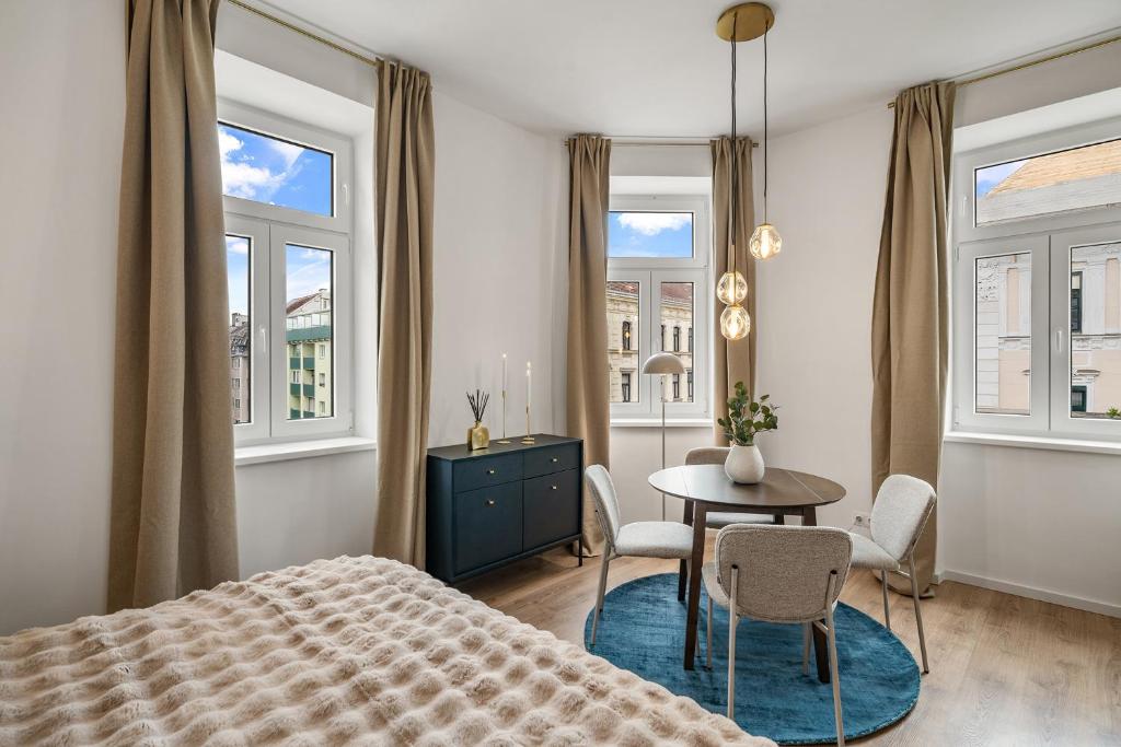dreamfactory Residence - Royal Westside 2