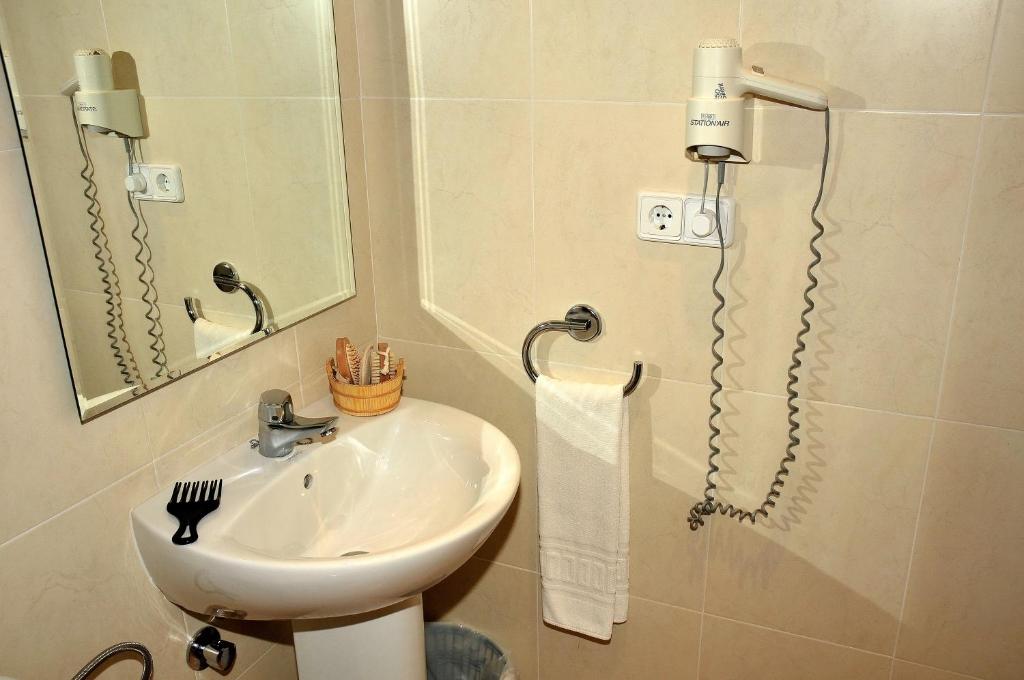 S'Arenal Apartments 3
