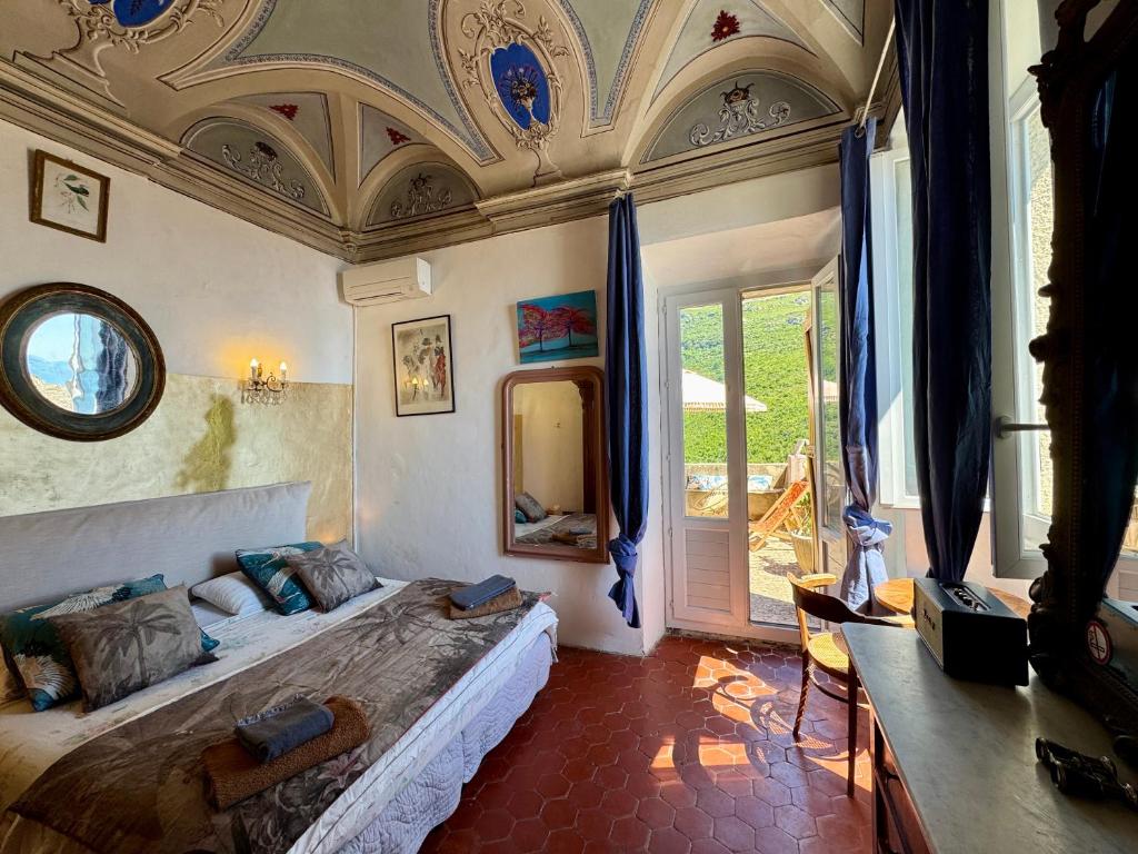 Tour historique vue mer Cap Corse 2