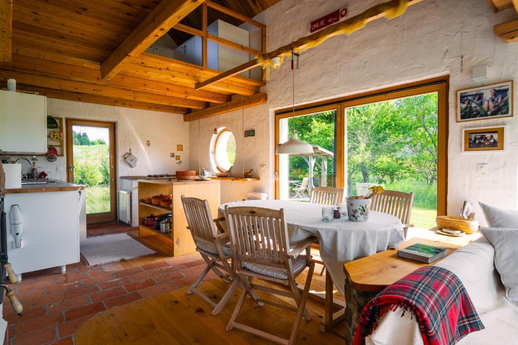 Unique Private Chalet With Panoramic View Ravnik 4