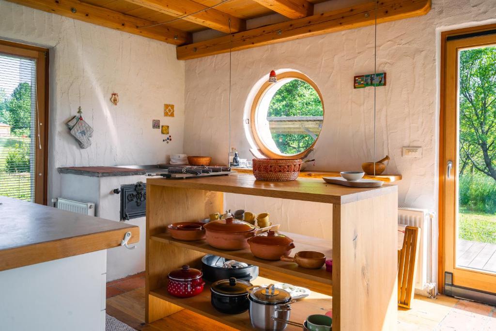 Unique Private Chalet With Panoramic View Ravnik 8