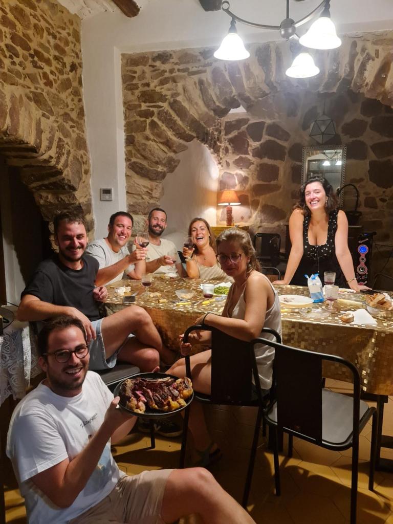 Casa rural rústica "EL COLMENAR" para parejas, familias o amigos a la montaña 7