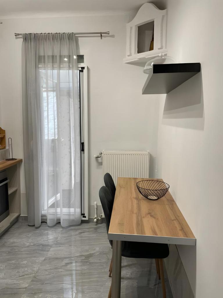 Vicky's city center apartment 6