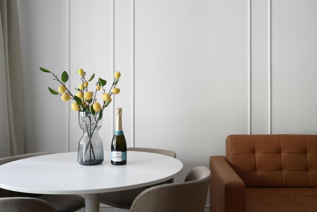 Exclusive 2 Bedroom Apartment Trendy City Center, Large Terrace & Free Parking 4