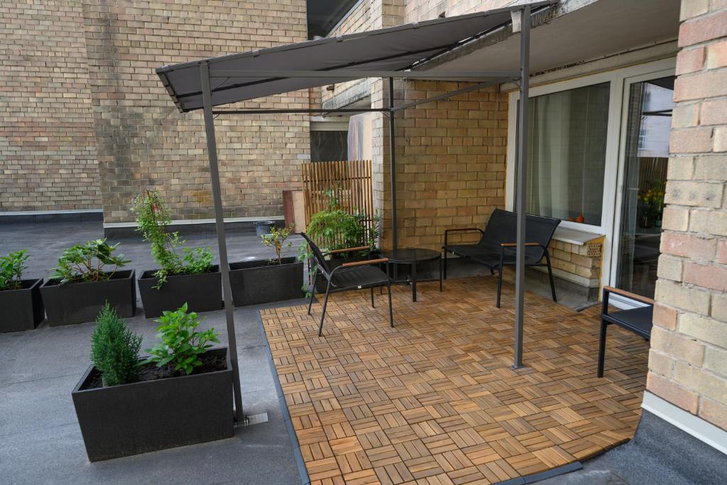 Exclusive 2 Bedroom Apartment Trendy City Center, Large Terrace & Free Parking 5