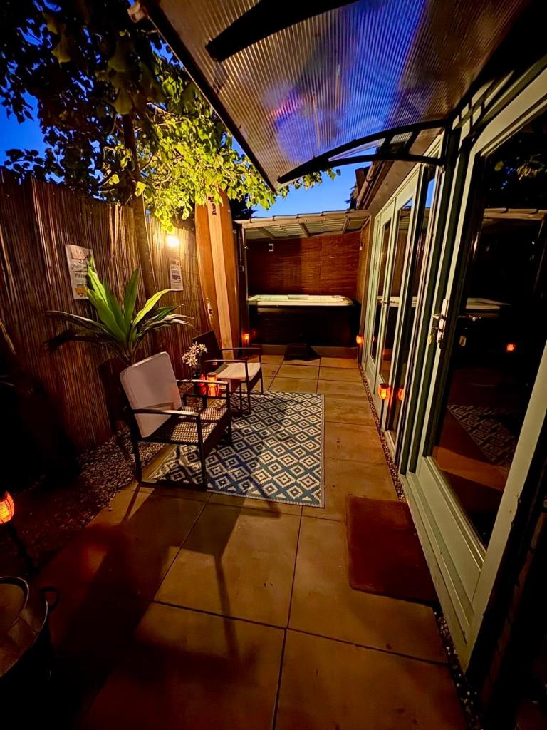 Cozy Beach house with private jacuzzi & garden between Amsterdam Haarlem and Schiphol Airport 4