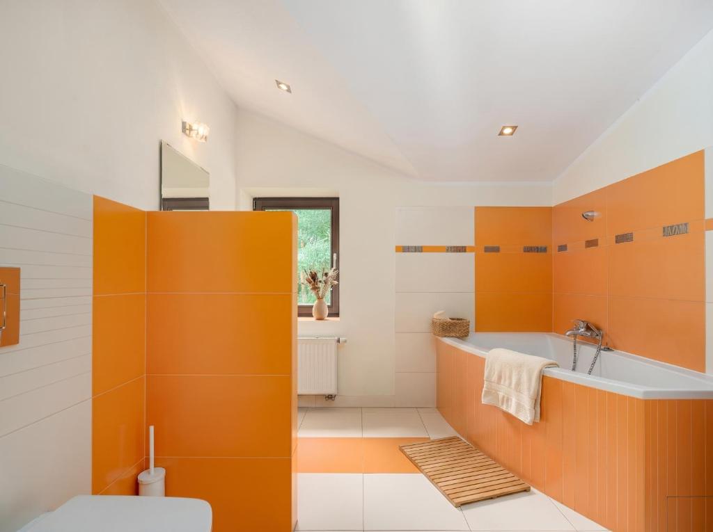 Golden Villas Forest Spa Retreat - Jacuzzi & Sauna 6