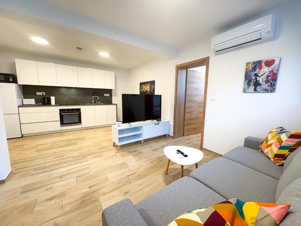Southview Ljubljana & parking 8