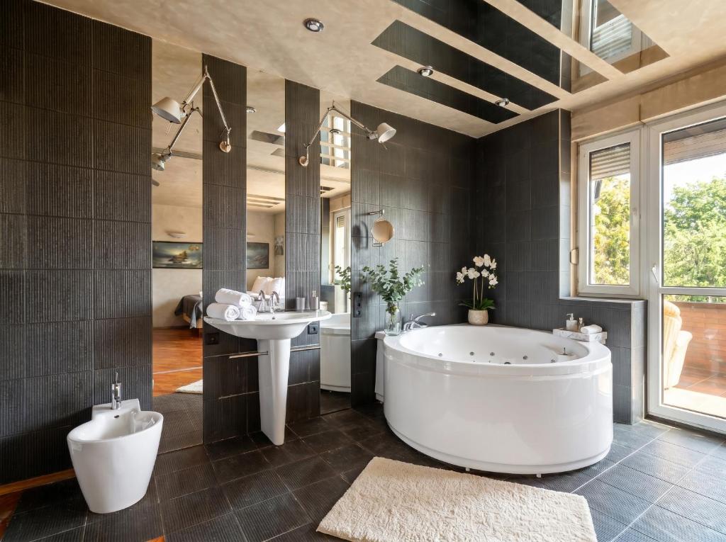Golden Villas Urban Spa House - Warsaw 3
