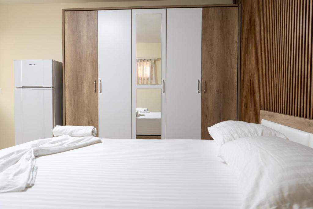Mandi Apartament 5