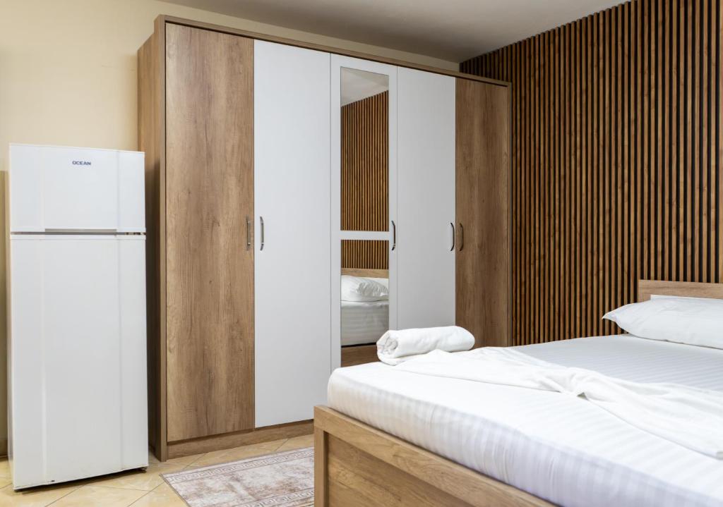 Mandi Apartament 7