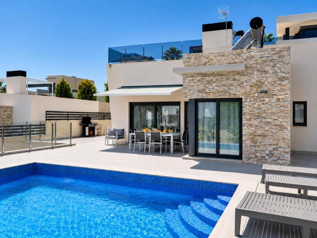 Hillside Luxury Villas by NRAS 6