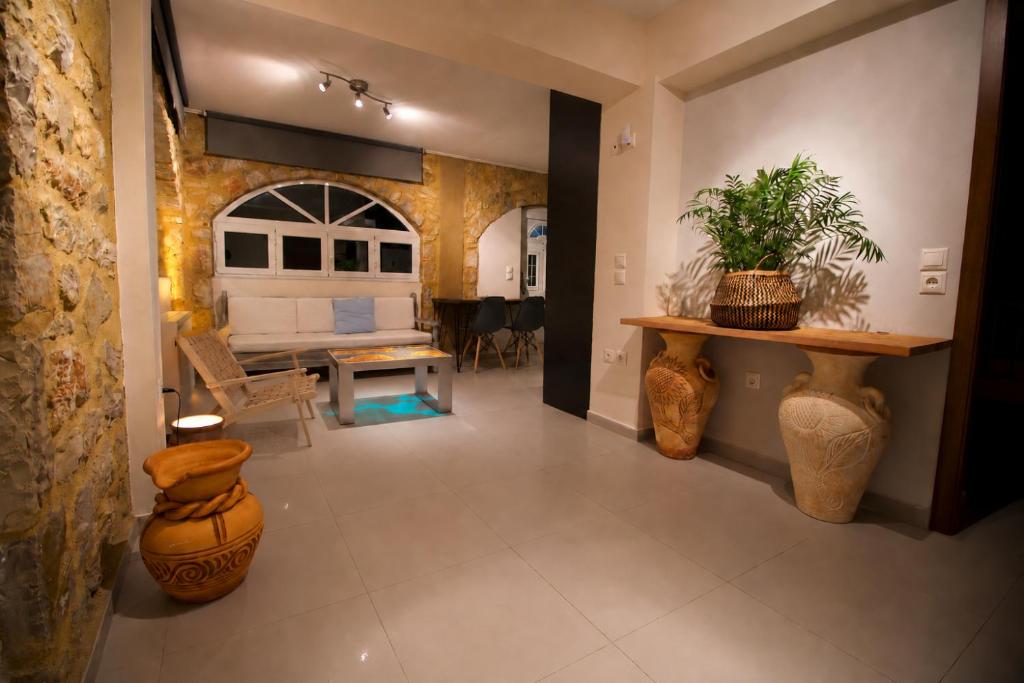 Kamares Suites 3
