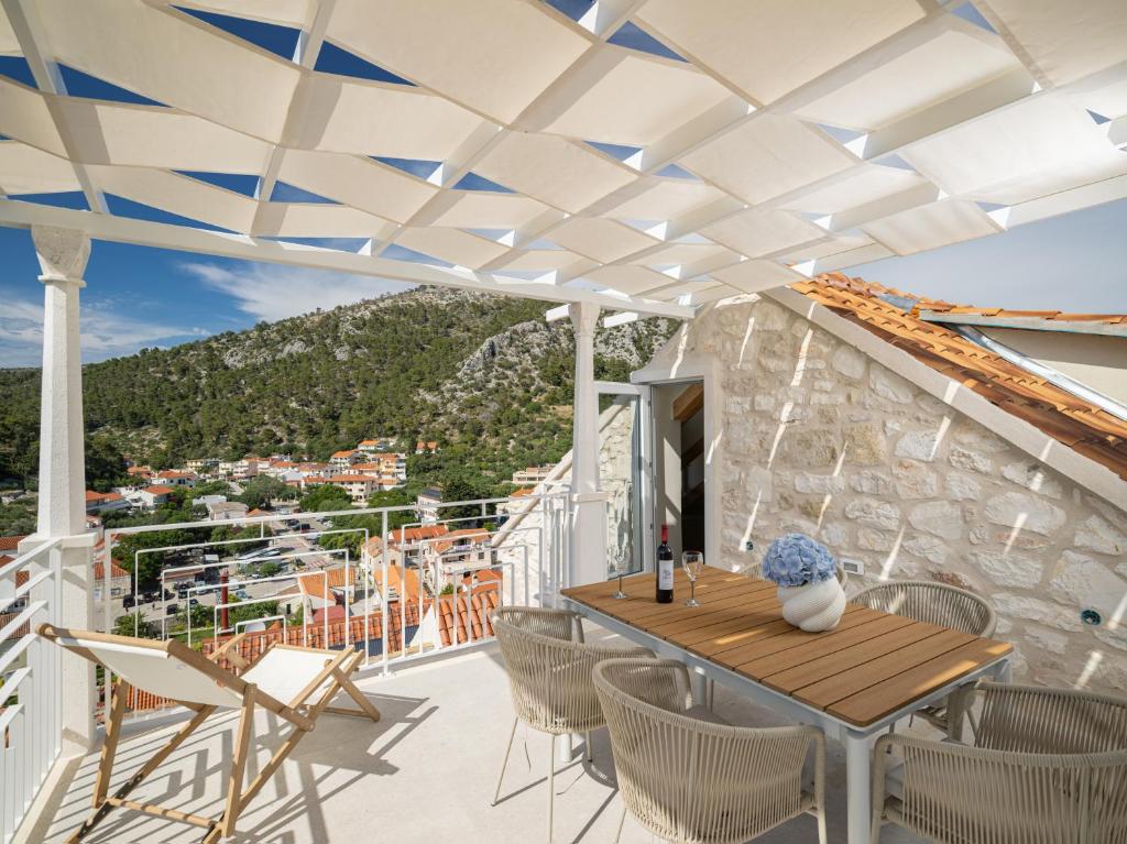 Mayiva Royal House Center Hvar -Breathtaking Penthouse Terrace & Large Sun Terrace 5