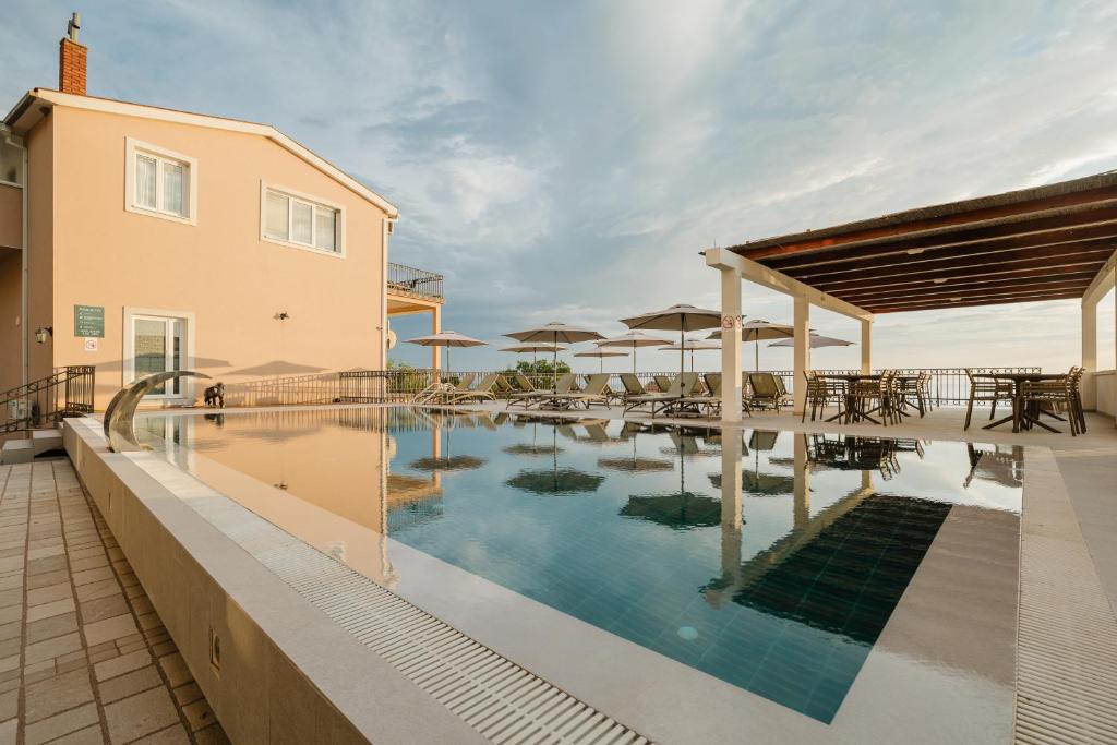 Apartments Grand 8