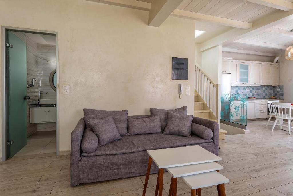 Jacuzzi Suite In The Heart Of OldTown 4