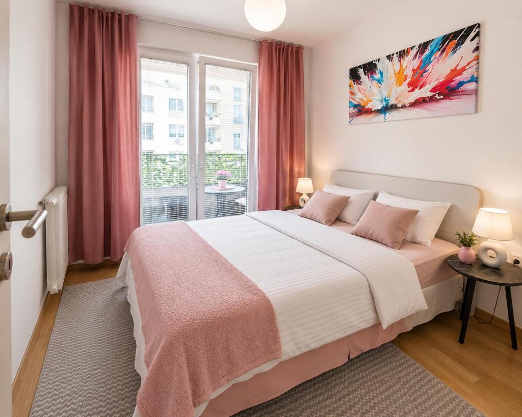 Family&Business Travelers Aerodrom Srna Sunrise Apartment free parking 1