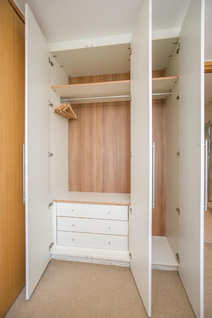IFSC Townhouse Apartments 4