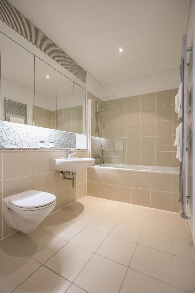 IFSC Townhouse Apartments 2