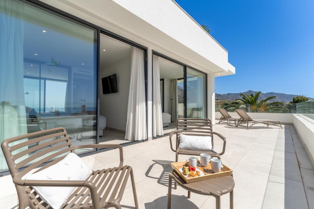Sea Gardens Villa 7