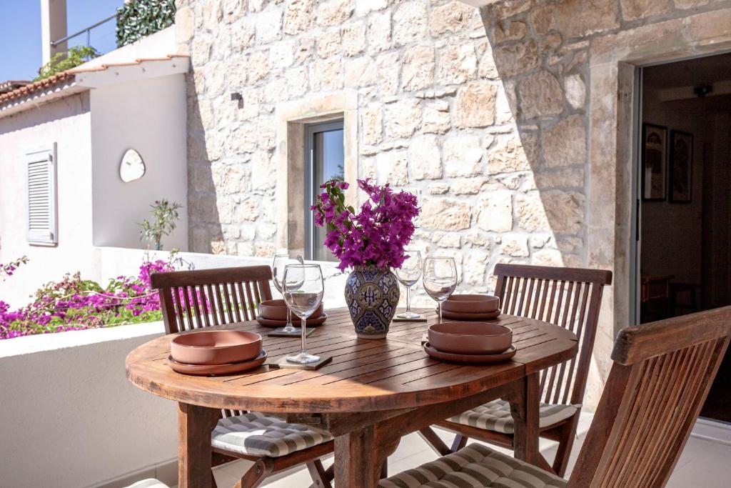 Central Art House Hvar 8