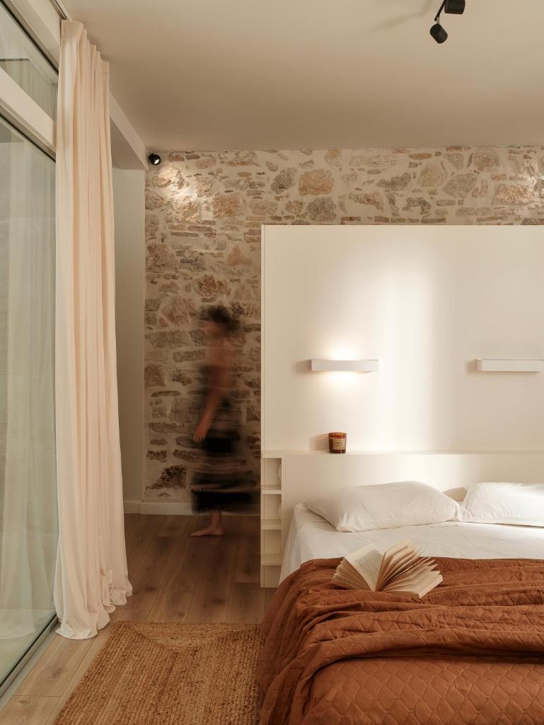 S&G Corfu Old Town Apartments - The Volto Suite 8