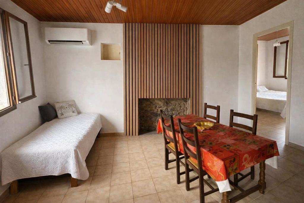 T3 à 100m de la plage, au calme, climatisé, Wifi, Saint-Florent 2