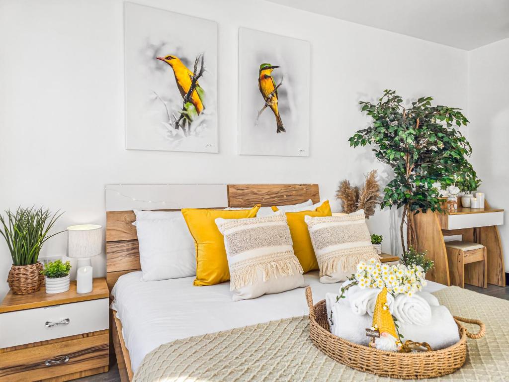 The Cozy Chapter - Spacious Apartments Near Manchester City Centre & Old Trafford 6
