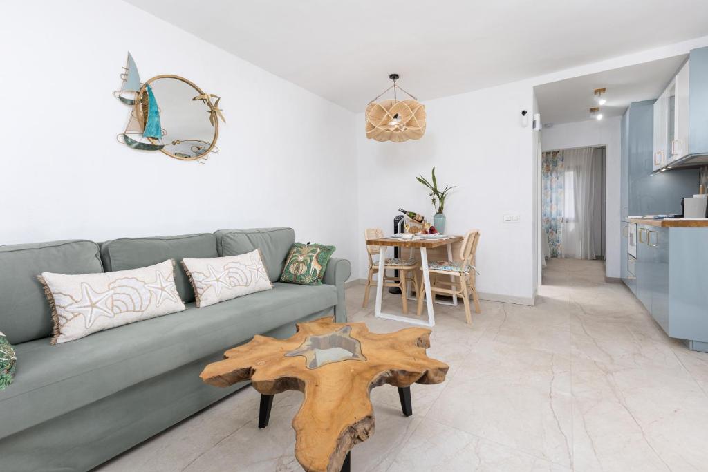 Corralejo Oasis Duna Casa 3P is Premium Adults-Only Apartment with Panoramic Pool View 5