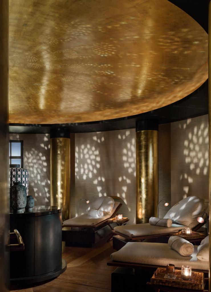 Rosewood London Image