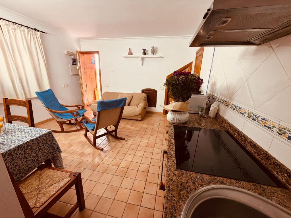 ULLAL - Rural Charm-AGRITOURISM approx 65000 meters PLUS PRIVATE MOUNTAIN villa and Outdoor Adventure Agritourism Apartment EQUIPATED - Private Mountain Path approximately 5 minutes walking from the beach -Ideal for relaxation 7