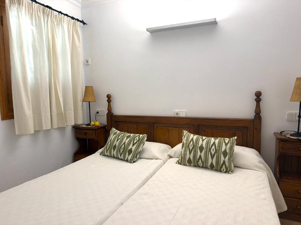 ULLAL - Rural Charm-AGRITOURISM approx 65000 meters PLUS PRIVATE MOUNTAIN villa and Outdoor Adventure Agritourism Apartment EQUIPATED - Private Mountain Path approximately 5 minutes walking from the beach -Ideal for relaxation 6
