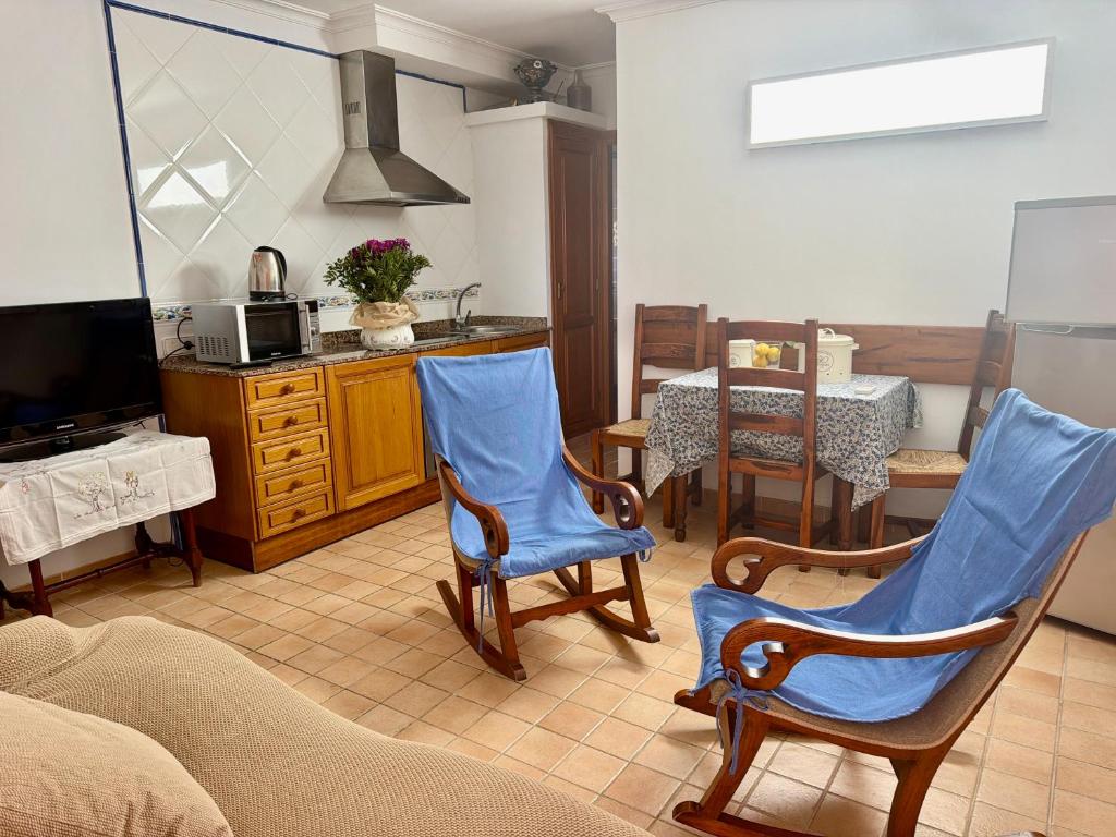 ULLAL - Rural Charm-AGRITOURISM approx 65000 meters PLUS PRIVATE MOUNTAIN villa and Outdoor Adventure Agritourism Apartment EQUIPATED - Private Mountain Path approximately 5 minutes walking from the beach -Ideal for relaxation 4
