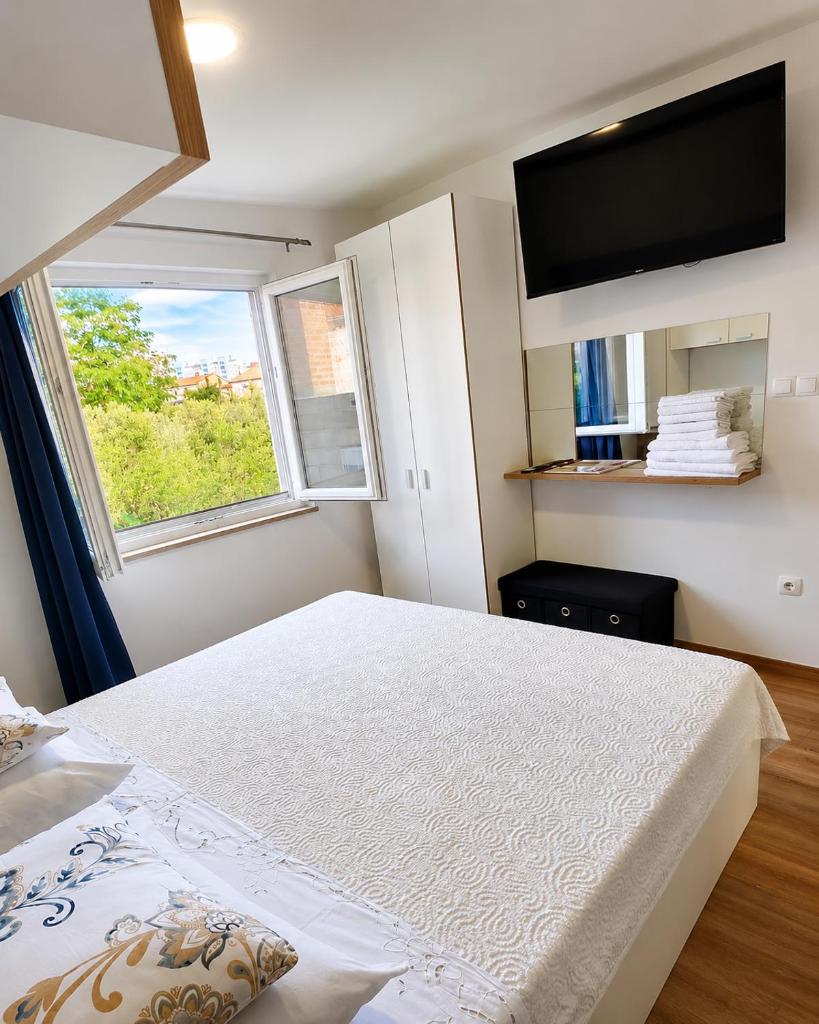 F-Holiday Apartment 2