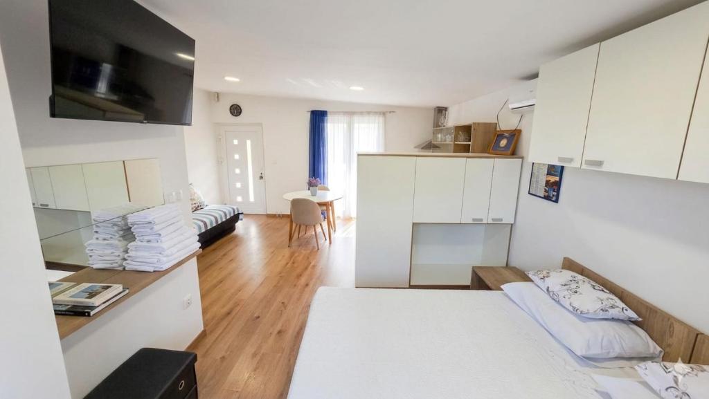 F-Holiday Apartment 7
