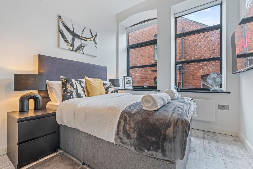 Prime Leeds Apartment Sleeps 8 7