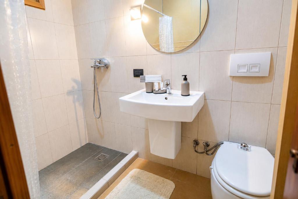Rare Spacious 3BR Apartment - Central Tirana 8