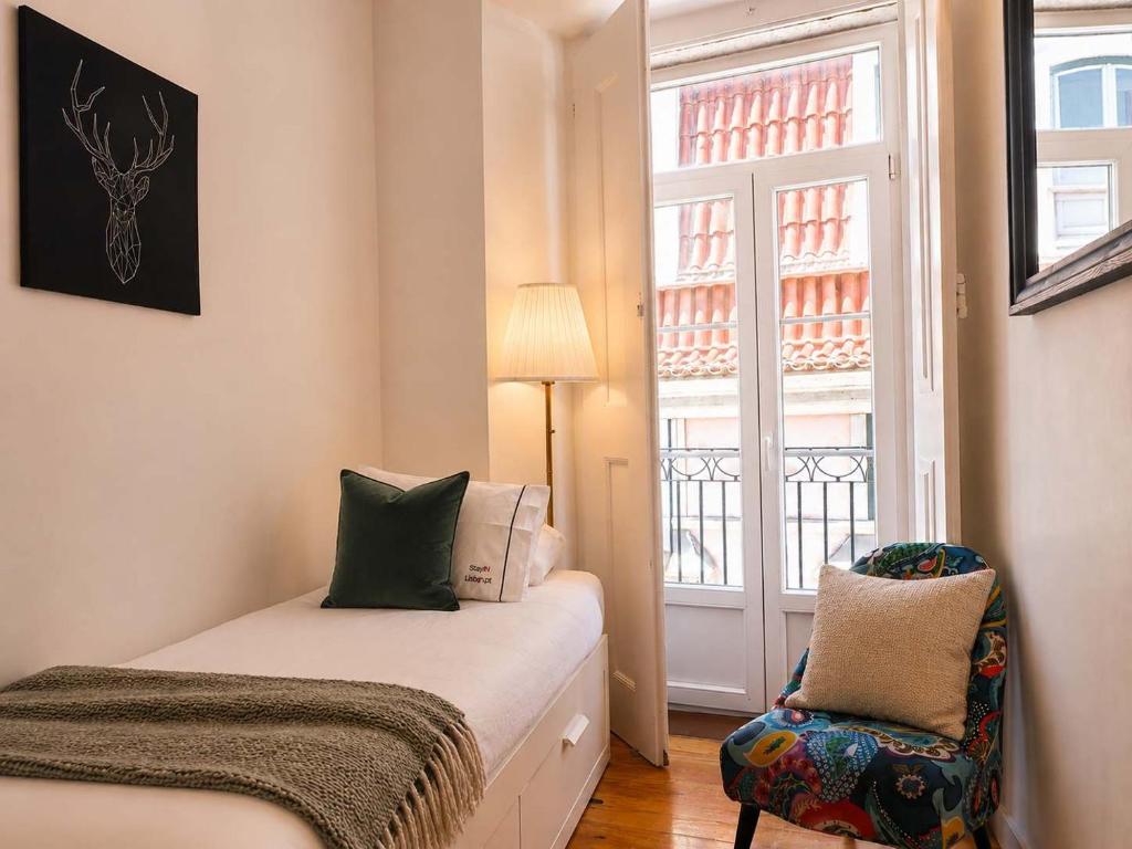 Old Town Chiado Balcony AirCon by LD Apartments 5