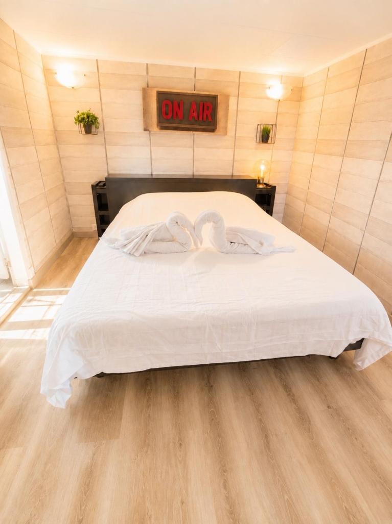Maison climatisée avec piscine proche bandol 2