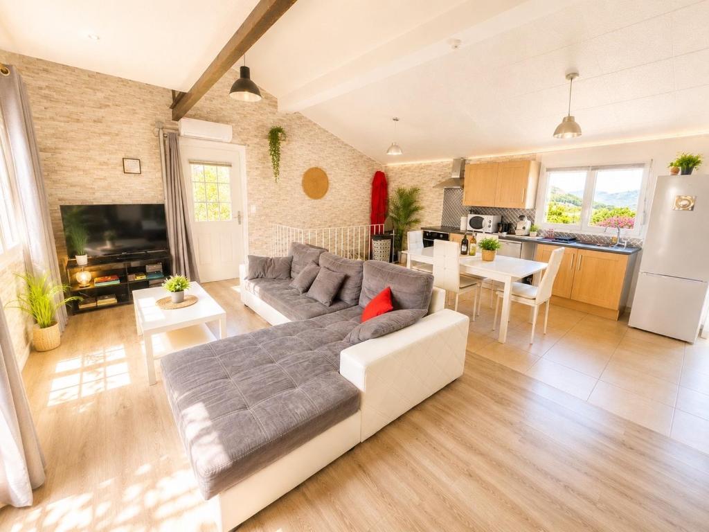 Maison climatisée avec piscine proche bandol 5