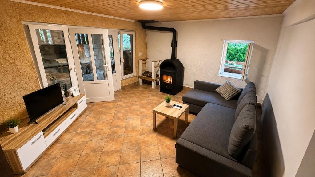 Private Vineyard House 5