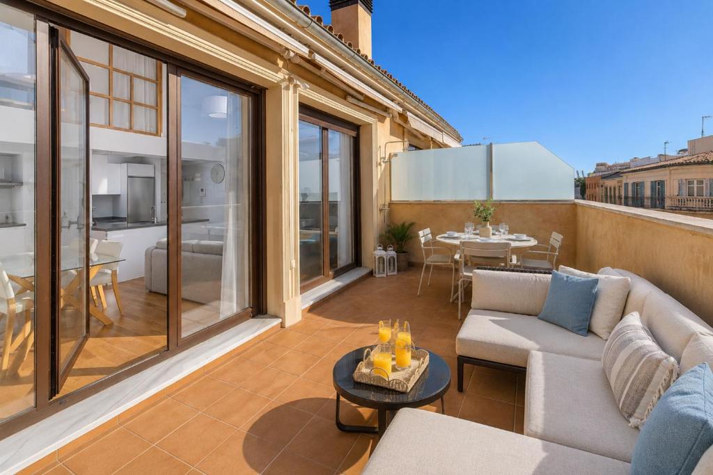Sebastian Souviron Suites in Malaga by Solaga Holiday Homes 4
